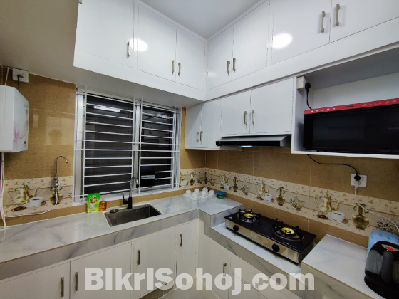 Rent a Fully Furnished 4BHK Serviced Apartment